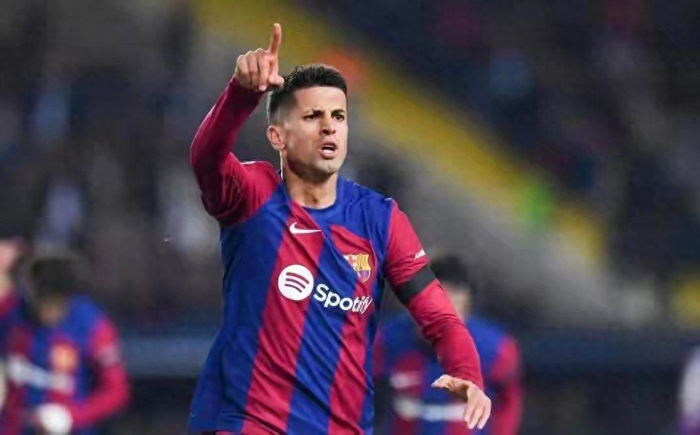 坎塞洛完美表演助巴萨5-2大胜，或成免费签约