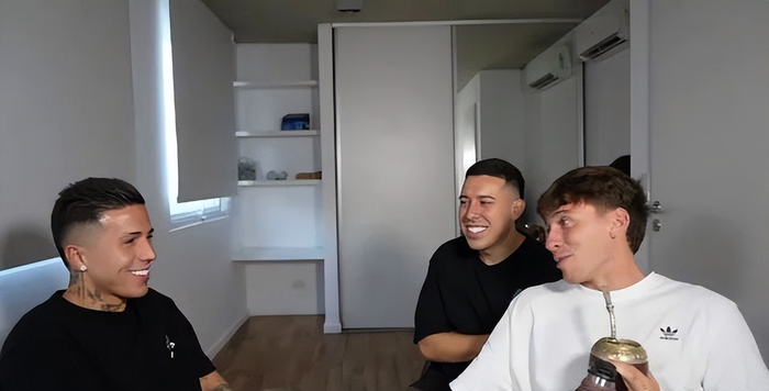 切尔西队长恩佐遭内部禁赛两场 两次采访透露转